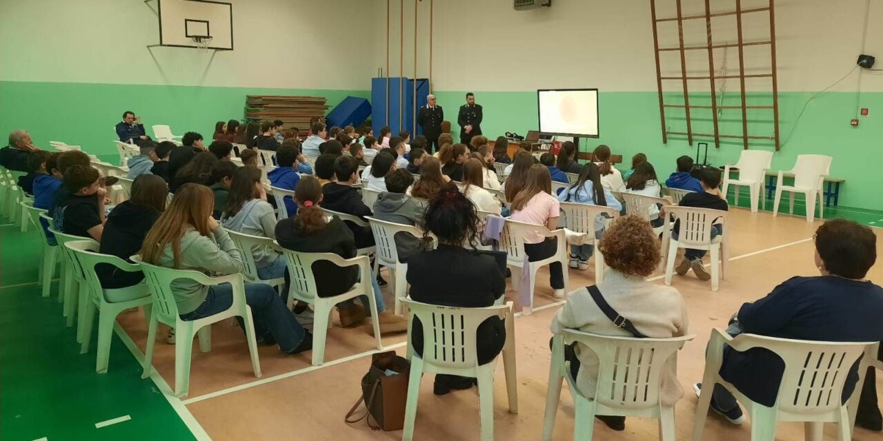 “Cultura della Legalità”: i Carabinieri incontrano gli studenti delle scuole del novese.