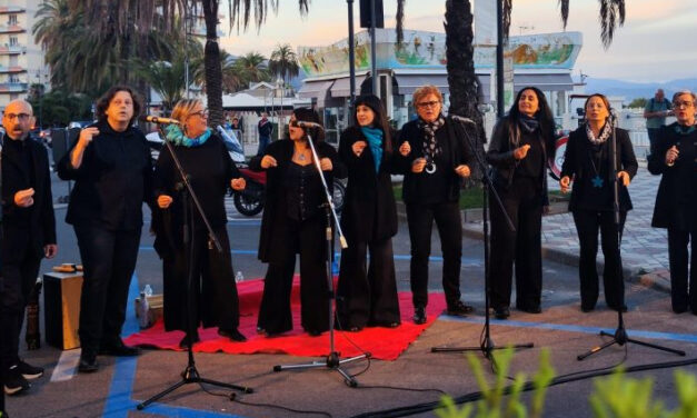 Da San Nicola a San Mauro: il Natale a Diano Castello dura 40 giorni