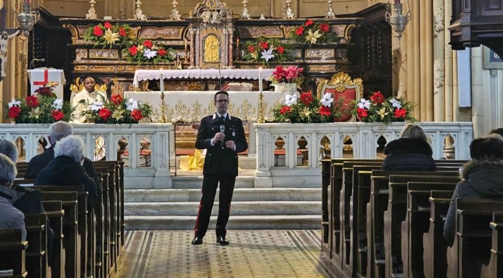 Sicurezza e truffe agli anziani: a Fubine i Carabinieri incontrano i fedeli dopo la messa.