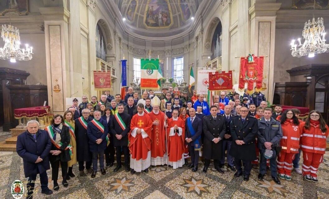 Tanta partecipazione, a Tortona, alla messa per le Forze di Polizia e per i volontari celebrata dal Vescovo Marini
