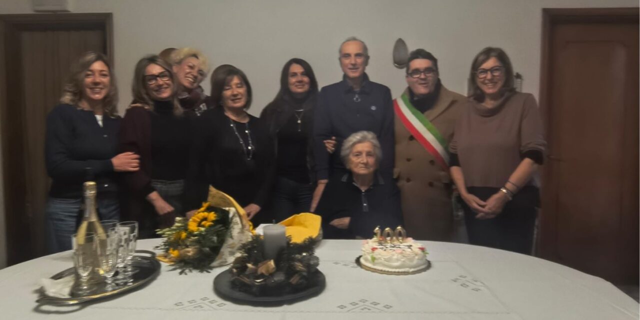 Premiata la centenaria di Isola Sant’Antonio, Nella Barbieri