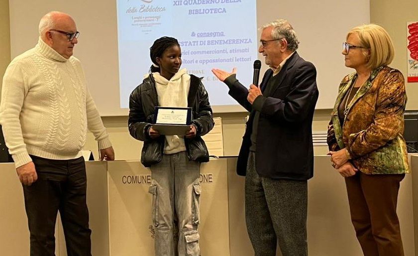 Pontecurone ha premiato Rosa Cuomo  e Ramatoulaye Diallo Diop le più assidue lettrici della Biblioteca