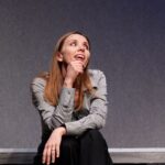 Limiti e opportunità dell’IA tra scienza e arte nell’incontro del 6 febbraio a Diano Marina, con il coinvolgimento di attori, scienziati e pubblico.