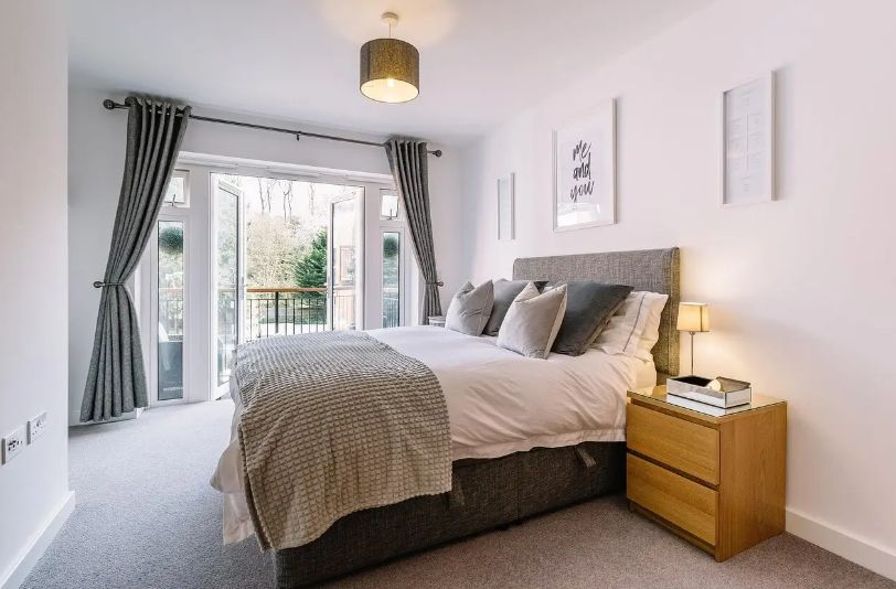 Come ottimizzare la camera da letto nei piccoli appartamenti: 7 soluzioni salvaspazio che funzionano davvero