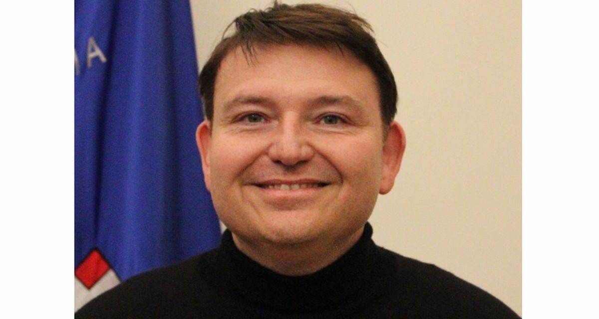 Imperia, manutenzione straordinaria degli ascensori inclinati, predisposto un servizio di bus navetta