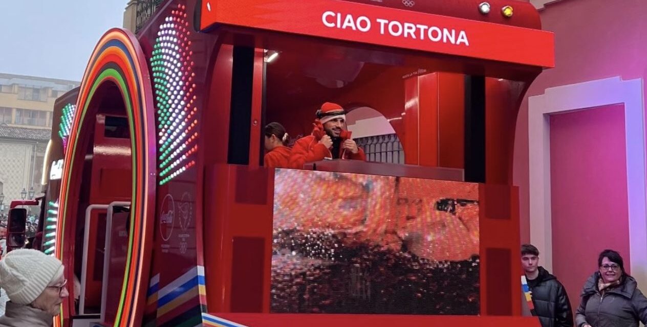 Il passaggio della Fiamma Olimpica a Tortona nelle immagini di Ezio Cairoli