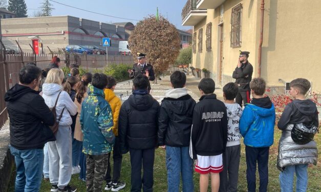 Educazione alla legalità tra i banchi di scuola con i Carabinieri a Murisengo