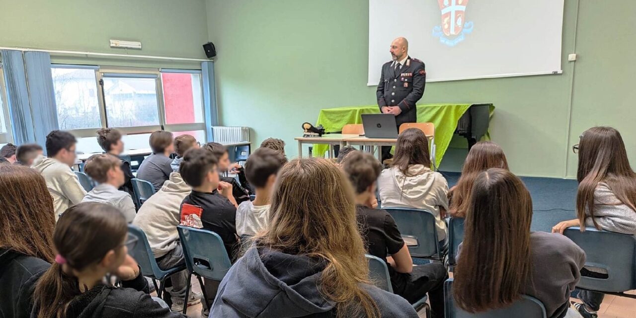 “Cultura della Legalità” nelle scuole: incontro con i Carabinieri per un percorso condiviso sull’educazione civica.
