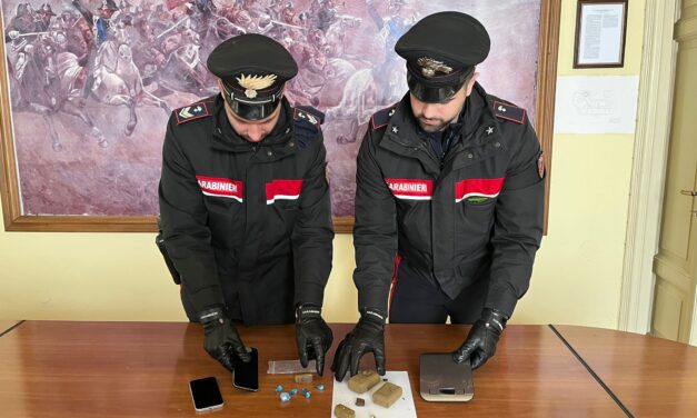 Controlli antidroga dei Carabinieri di Tortona: un arresto e oltre due etti di stupefacenti recuperati.