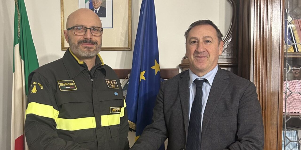 Imperia, incontro tra Comandate provinciale dei Vigili del Fuoco e Prefetto