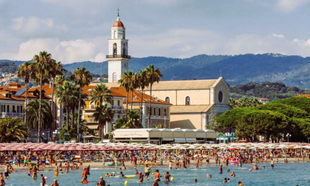 A Diano Marina aperte le prenotazioni per le spiagge ai  Bagni Delfino, Diana e Solarium delle Tartarughe