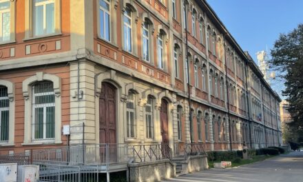 Tortona, scatta l’allarme anti intrusione alla scuola in corso Romita, intervengono i Carabinieri