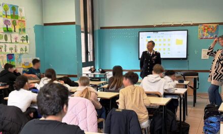 Prevenzione nelle scuole a Sale: prosegue l’impegno dei Carabinieri con i più giovani.