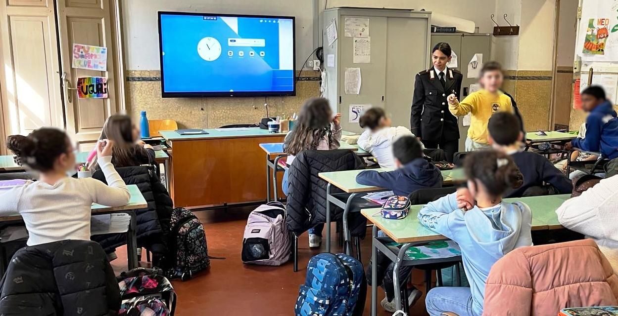 A Sale incontro sui temi della legalità tra Carabinieri e studenti.