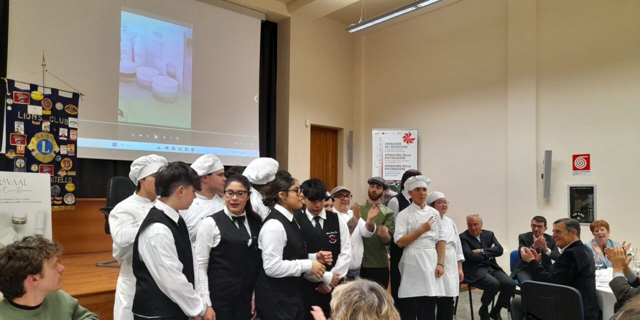 Tortona, un successo la cena del Lions per la borsa di studio donata ad una ragazza del Santachiara