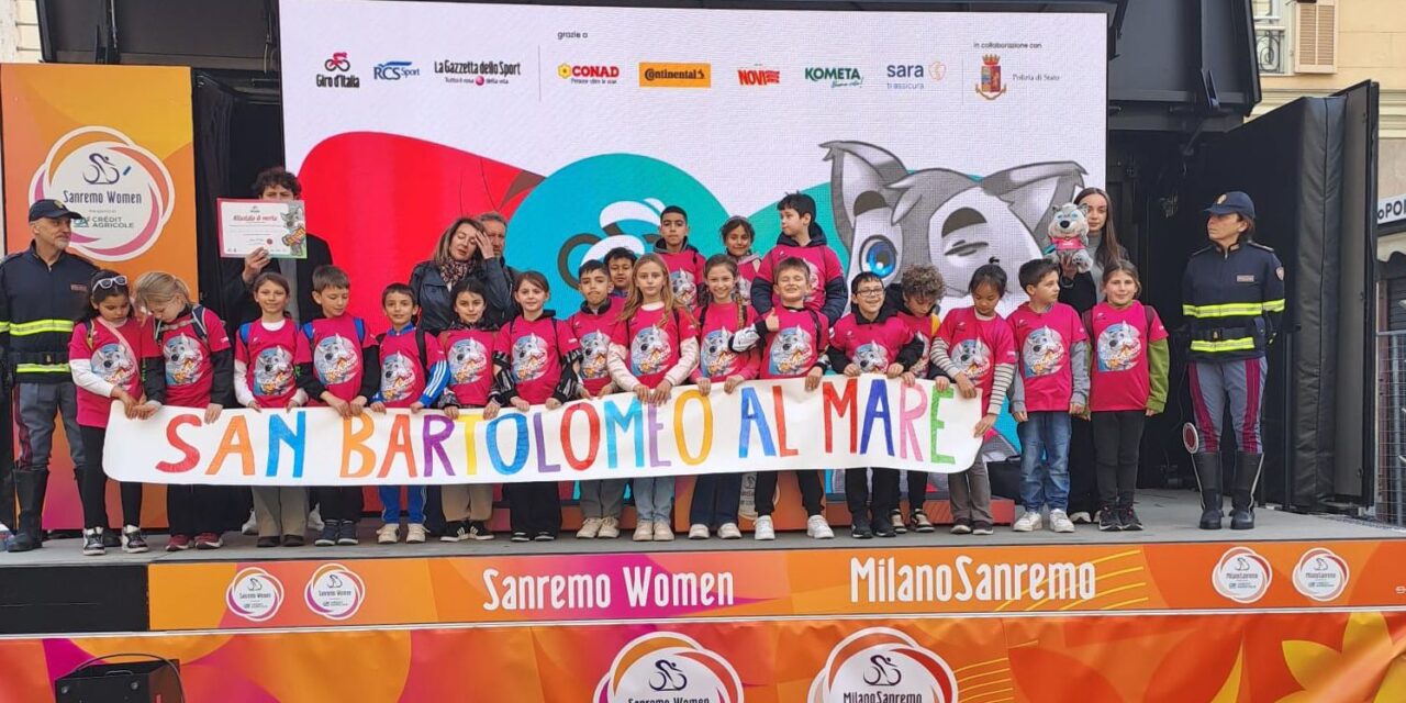 LA CLASSE 3 PRIMARIA DI SAN BARTOLOMEO AL MARE PREMIATA ALLA MILANO-SANREMO