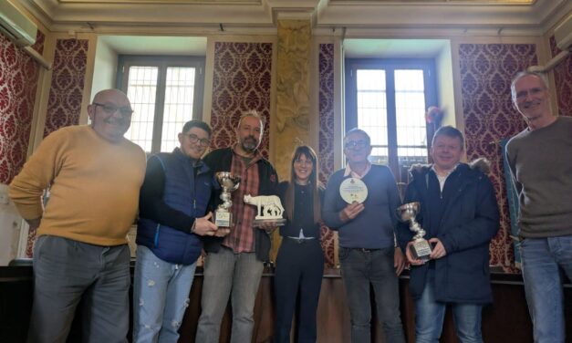  San Bartolomeo al Mare celebra i suoi campioni: la Bocciofila vola in Serie A