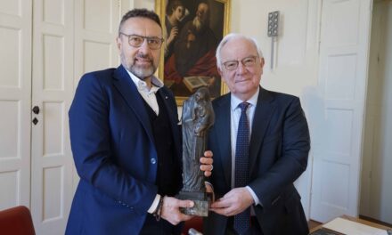 Una scultura bronzea del Bistolfi in dono alla fondazione per i 100 anni del Dlf Alessandria-Asti