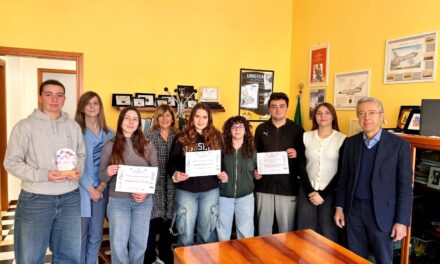 Tortona celebra il talento e l’innovazione dei suoi studenti: doppia vittoria alla finale del concorso FAST