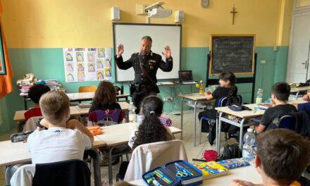 I Carabinieri incontrano gli studenti nelle scuole a Volpedo e Casalnoceto nell’ambito del progetto sulla legalità.