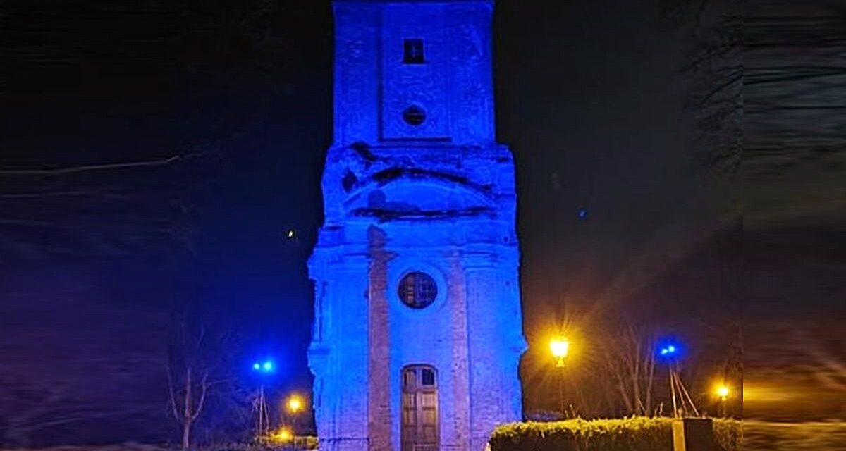 Tortona si illumina di blu per la consapevolezza sull’autismo