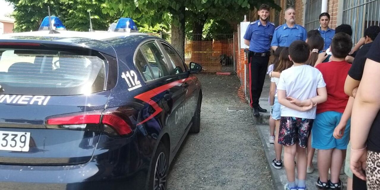 I Carabinieri incontrano gli studenti sul tema del bullismo e dell’educazione civica a Bosco Marengo