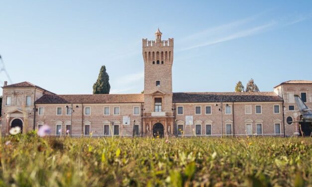 Viaggio nella Bellezza: Il Castello di San Pelagio, D’Annunzio, la natura e il volo
