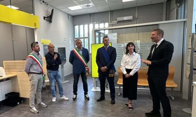 Inaugurato a Sale l’Ufficio postale debitamente ammordenizzato