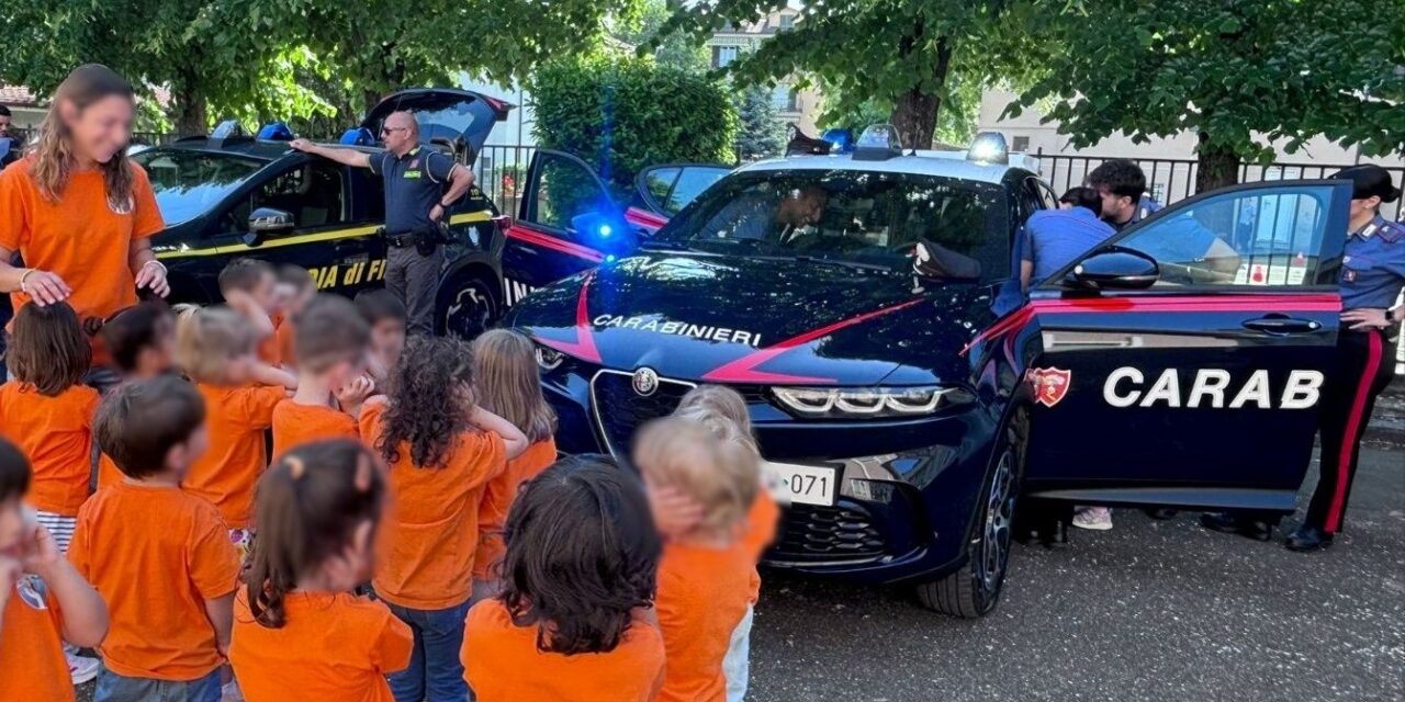 I Carabinieri di Tortona alla tradizionale “Festa delle Sirene” con gli alunni della scuola Salvo D’Acquisto.