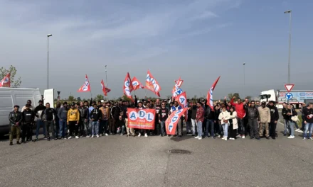 Corrieri di Arco Spedizioni a Tortona: più salario e più tutele per chi tiene in piedi la filiera