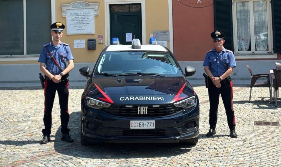 Predosa, lite fuori dal bar: torna armato di martello ma viene bloccato dai Carabinieri
