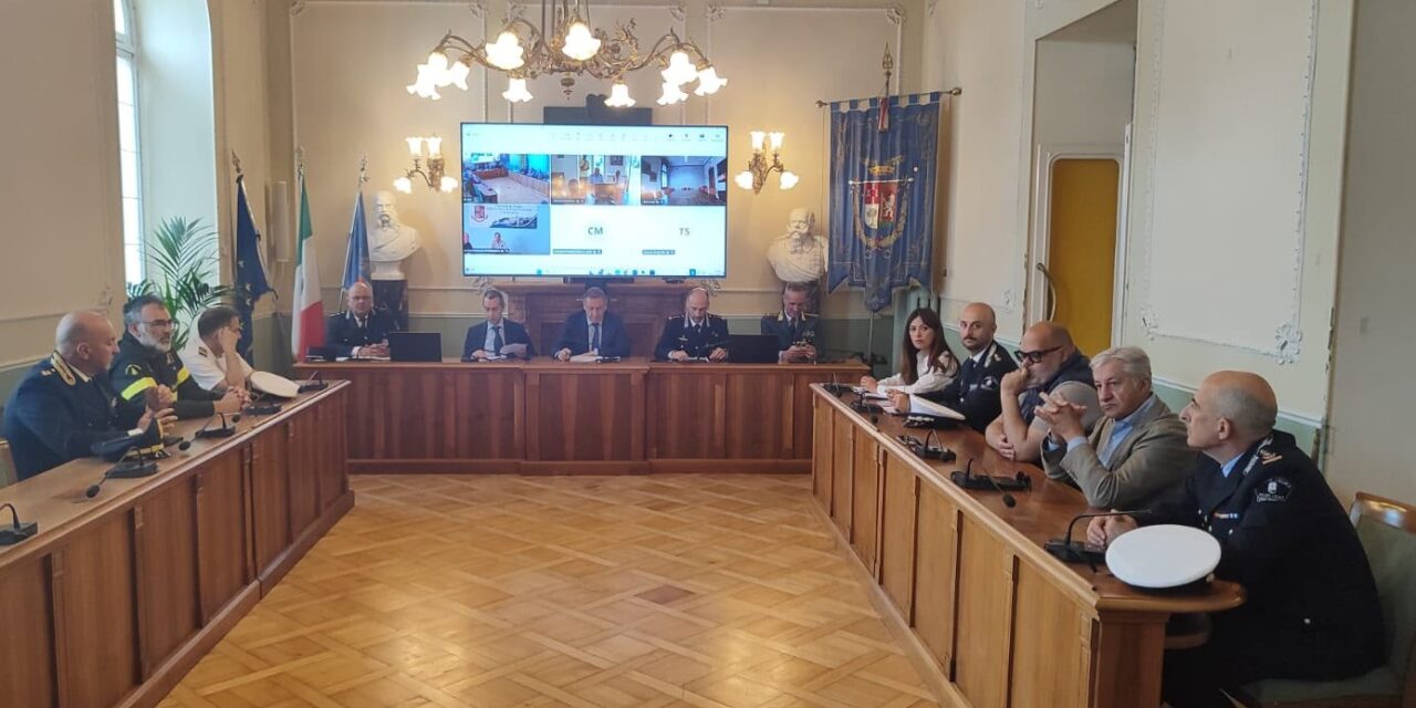 Verso la stagione estiva: vertice in Prefettura a Imperia per garantire sicurezza e contrastare l’abusivismo