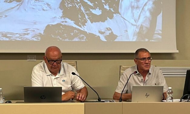 Arte, insegnamento e amore per le vette: Pontecurone celebra la vita e il talento di Carlo Pedenovi