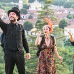 Spettacoli a impatto zero e borghi in festa: al via il tour estivo 2026 degli Scavalcamontagne
