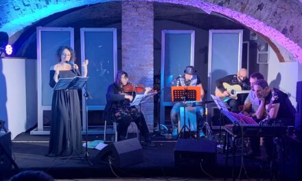 “Pesci in bicicletta” ad Alessandria : musica e parole per raccontare un femminismo possibile