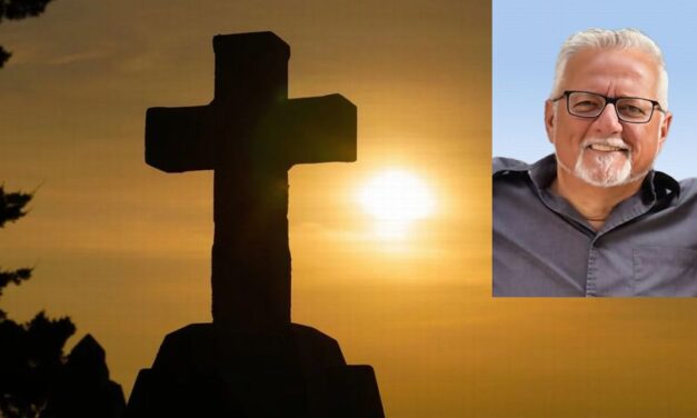 Tragedia sull’A26, venerdì i funerali di Enzo D’Auria. Il commosso addio all’imprenditore ed ex dirigente dei grigi