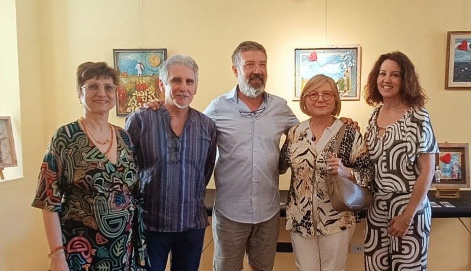 Inaugurata con successo l’esposizione “Passavo di qua”, l’originale progetto artistico di Sonia Delponte e Fabrizio Falchetto a Garbagna.