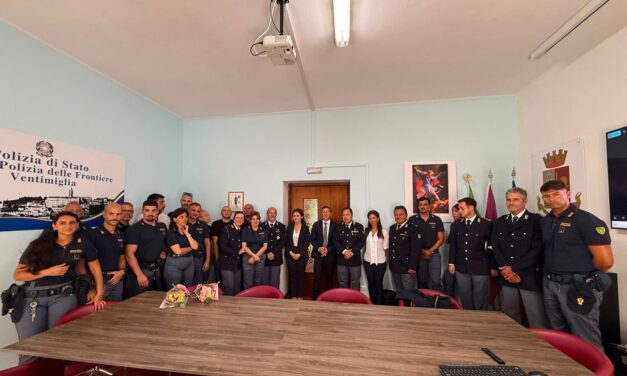 Visita del Prefetto di Imperia Antonio Giaccari presso la caserma della Polizia di Frontiera di Ventimiglia