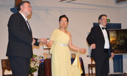 Trionfo della lirica a Marengo: il Maestro tortonese Umberto Battegazzore e Tomoko Okabe incantano il pubblico