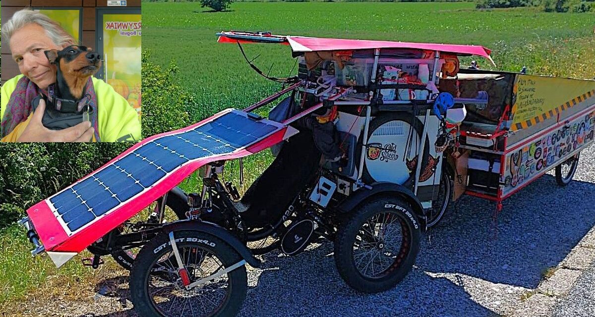 “Senza lavoro a 64 anni, ho costruito una bici e sono partito per l’Asia per ritrovare me stesso. Dedico questo viaggio alla Pace”