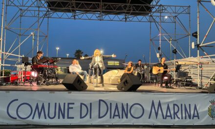 Diano Marina, il successo di Rita Pavone ieri (le immagini) e l’avvio di “Divertiamoci a Diano 2026”