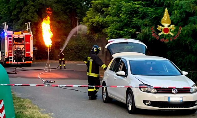 Auto a Gpl perde gas a Montecastello: intervento tecnico dei Vigili del Fuoco con la torcia