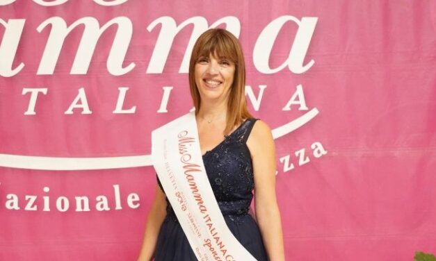 Da Bassignana sul podio nazionale: Katia Isgrò conquista la fascia a Miss Mamma Italiana Gold