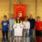 Zoe Johnson in Comune dopo i successi internazionali alla Coppa COMEN