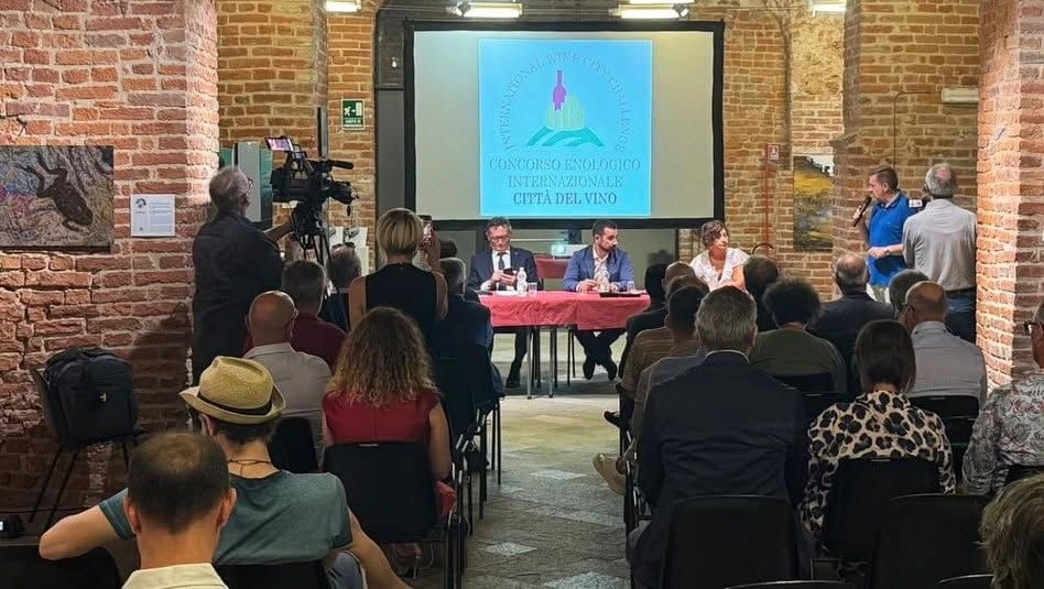 Domani Casale Monferrato celebra l’eccellenza vitivinicola: al Castello la premiazione del Concorso Internazionale Città del Vino