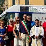 Diano Marina, inaugurato il nuovo mezzo per disabili: percorrerà 140 km al giorno nel Golfo Dianese