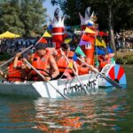 Carnevale acquatico sul Po a Casale: la barca di Oltreponte vince la 10ª edizione di “Galleggia non Galleggia”