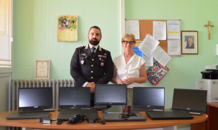 Furto di computer alla scuola N. Sauro di Imperia: Carabinieri denunciano due persone e recuperano la refurtiva