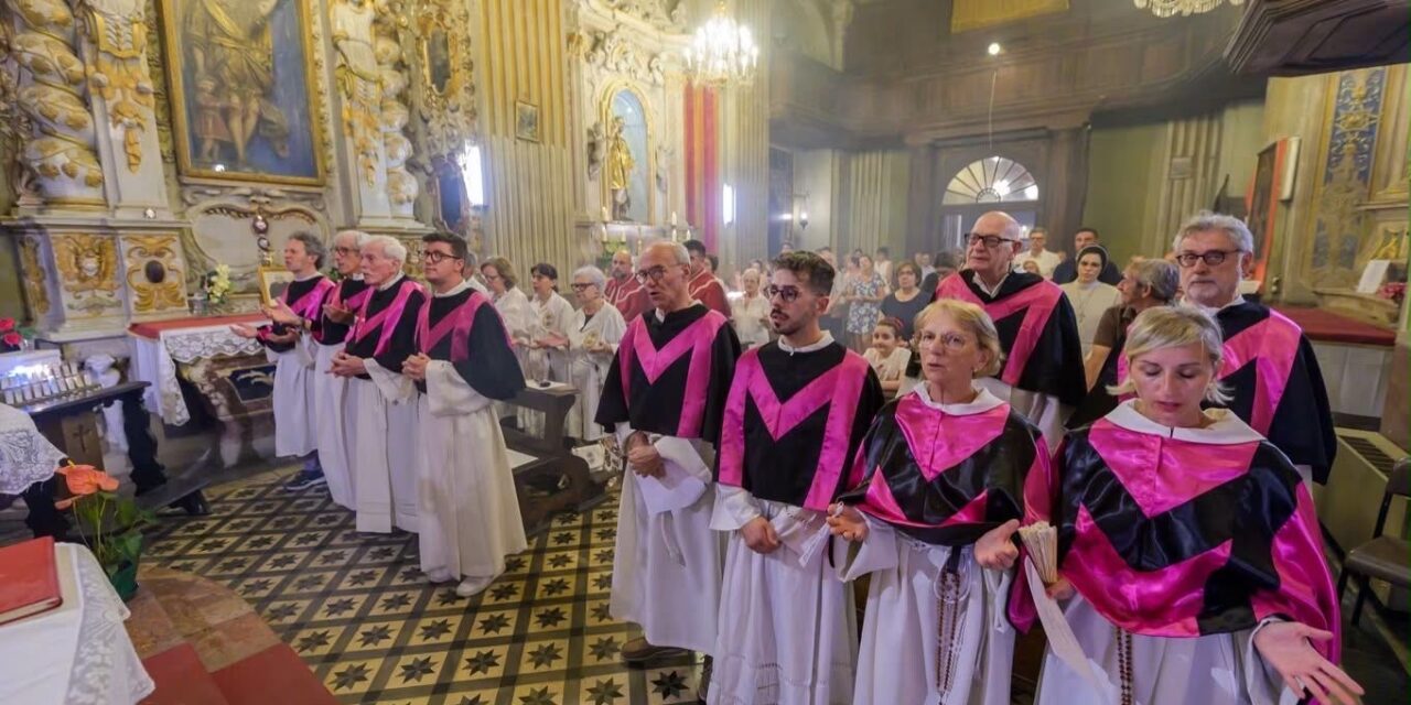 Tortona celebra San Rocco: grande partecipazione per la vestizione del nuovo Priore della Misericordia