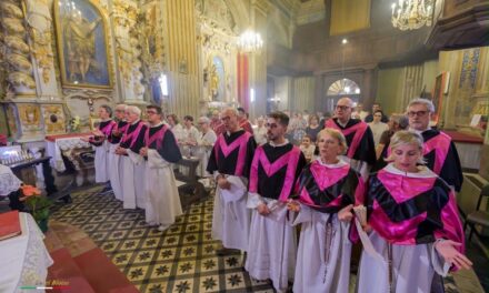 Tortona celebra San Rocco: grande partecipazione per la vestizione del nuovo Priore della Misericordia
